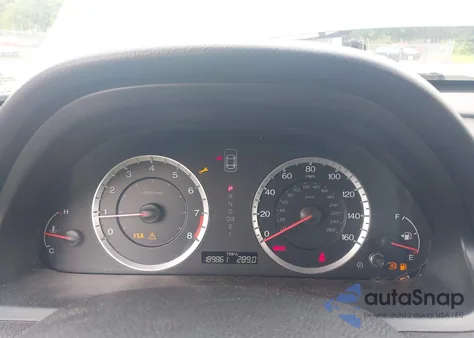 2010 Honda Accord 2.4 Ex-L из США, поврежденный, VIN 1HGCP2F87AA003461